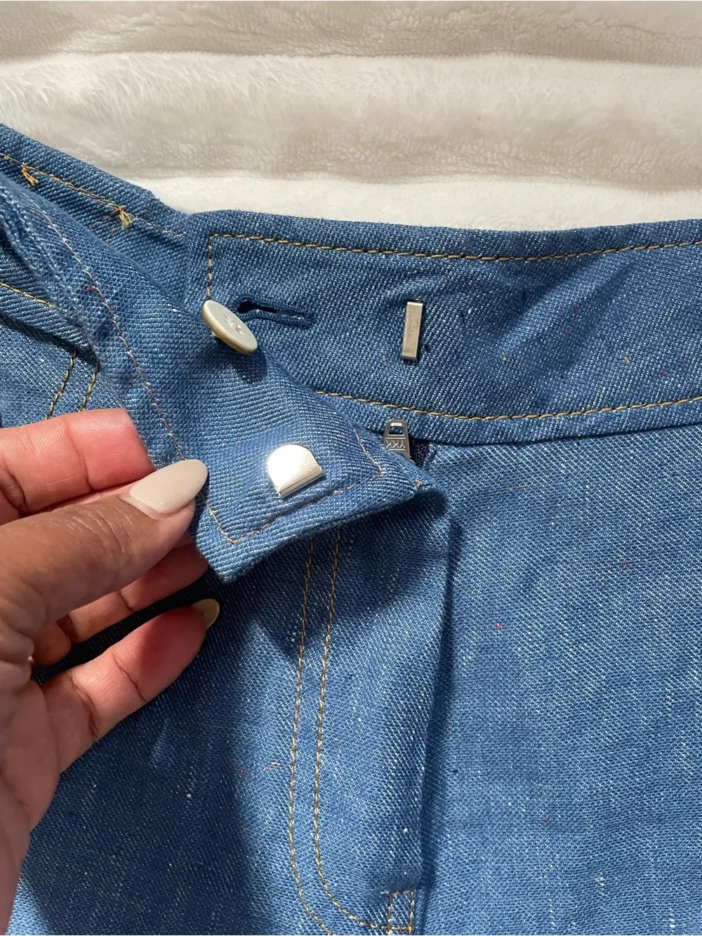 10 Crosby Derek Lam Light Blue Sailor Button High-Waist Shorts - Picture 5 of 16